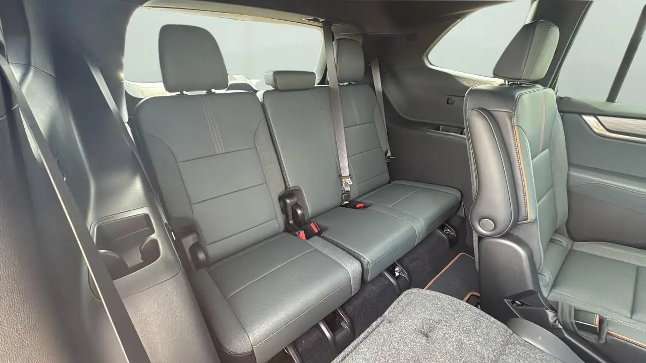 GMC Acadia снимка GMC Acadia