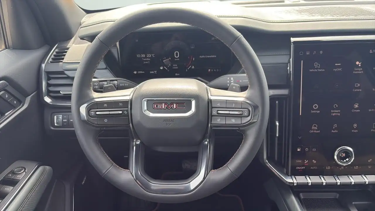 GMC Acadia снимка GMC Acadia