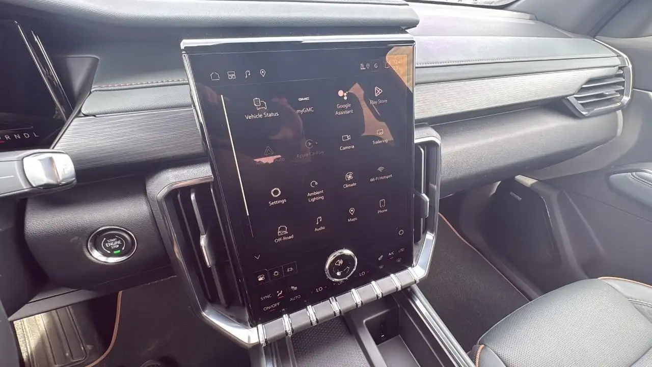 GMC Acadia снимка GMC Acadia