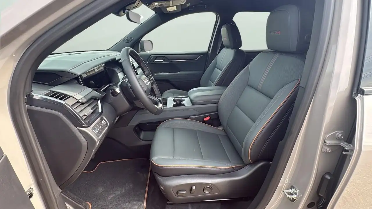 GMC Acadia снимка GMC Acadia