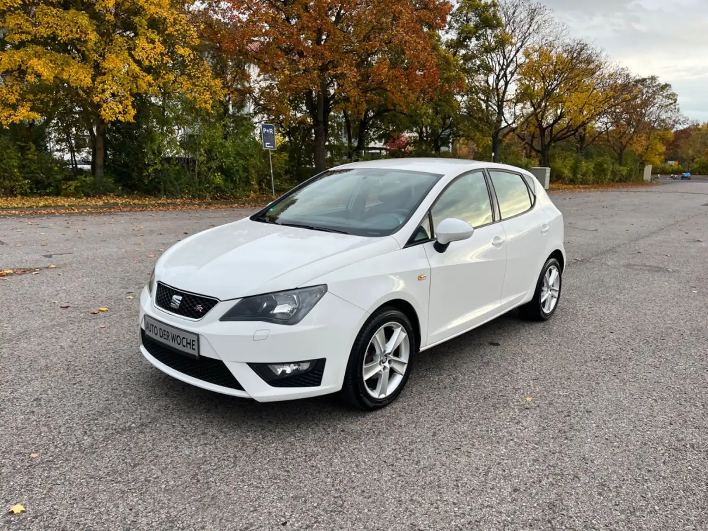 SEAT Ibiza Lim. FR, top gepflegt, TÜV+Service Neu Bílá - 1