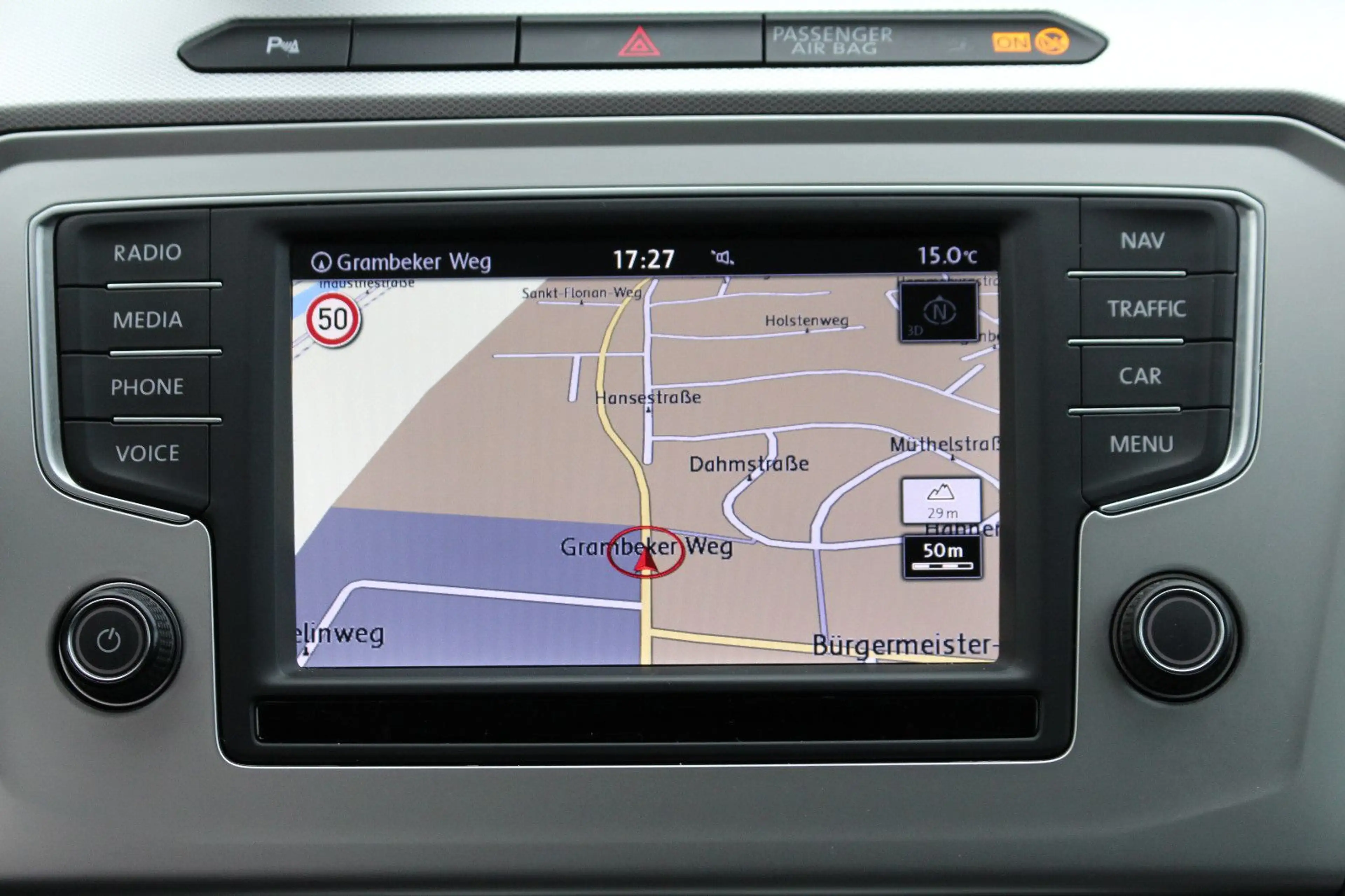 Volkswagen Passat Variant Passat *S.Heft*Navi*AHK 2t*SHZ*Tempomat*APP*PDC* — photo 15
