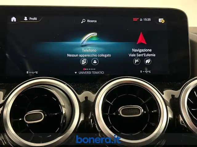 Mercedes-Benz B Class view 13