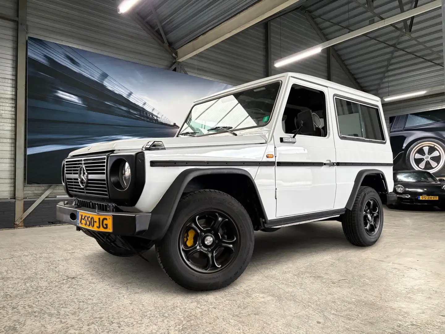 Mercedes-Benz G 240 GD 4x4 | MRB Vrij | Leder | Uniek Wit - 1