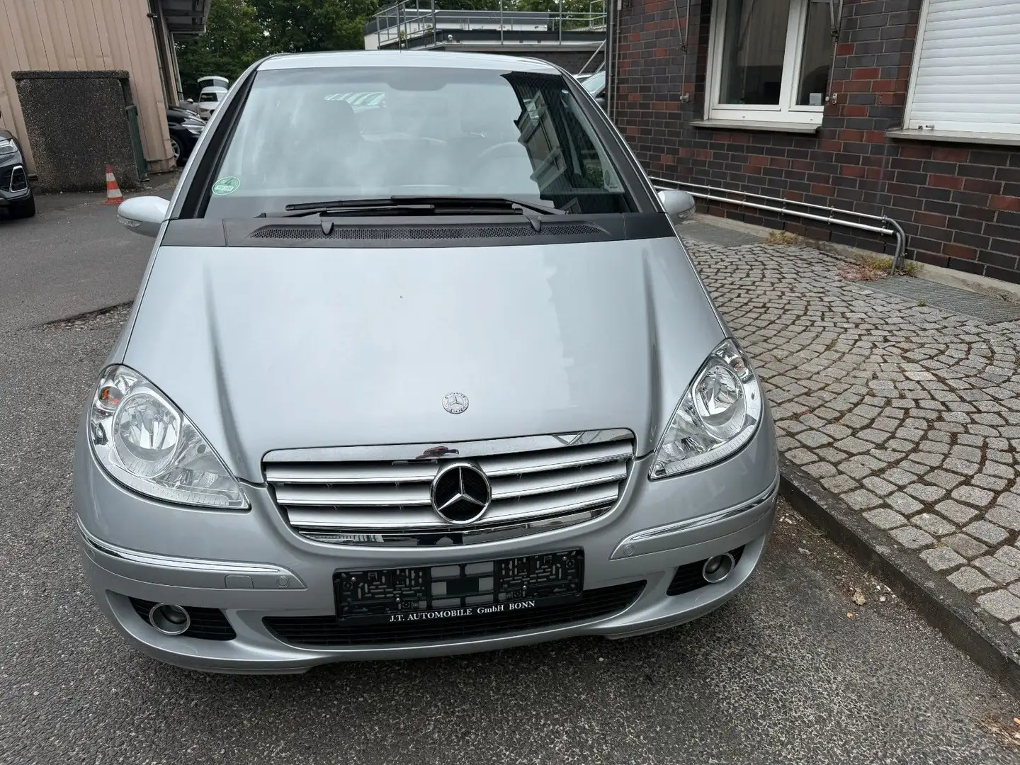 Mercedes-Benz A 200 Klimaanage,105000KM Silber - 2