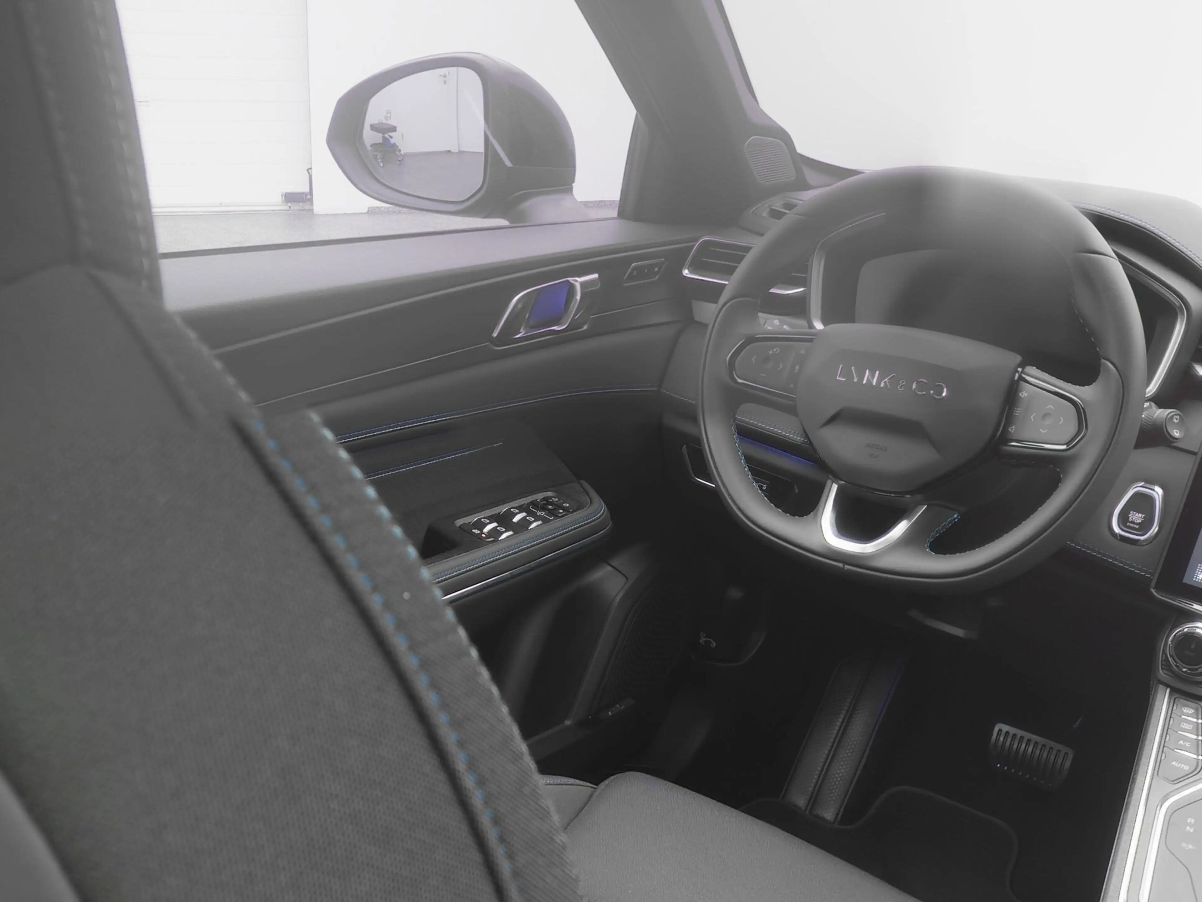 Lynk & Co 01 1.5 Plug-in Hybrid | 360° | BLACK | ZWARTE HEMEL | — photo 11