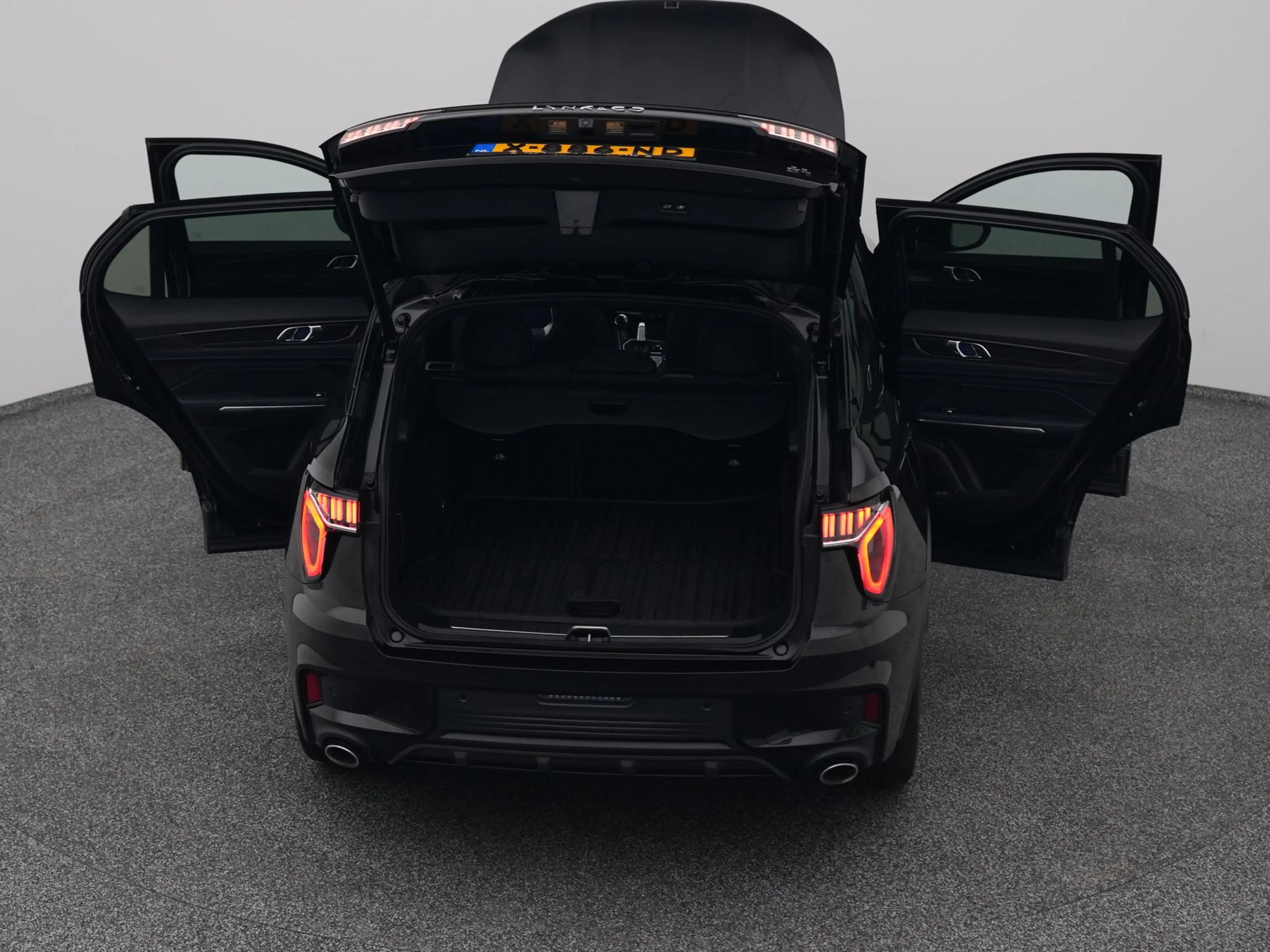 Lynk & Co 01 1.5 Plug-in Hybrid | 360° | BLACK | ZWARTE HEMEL | — photo 29