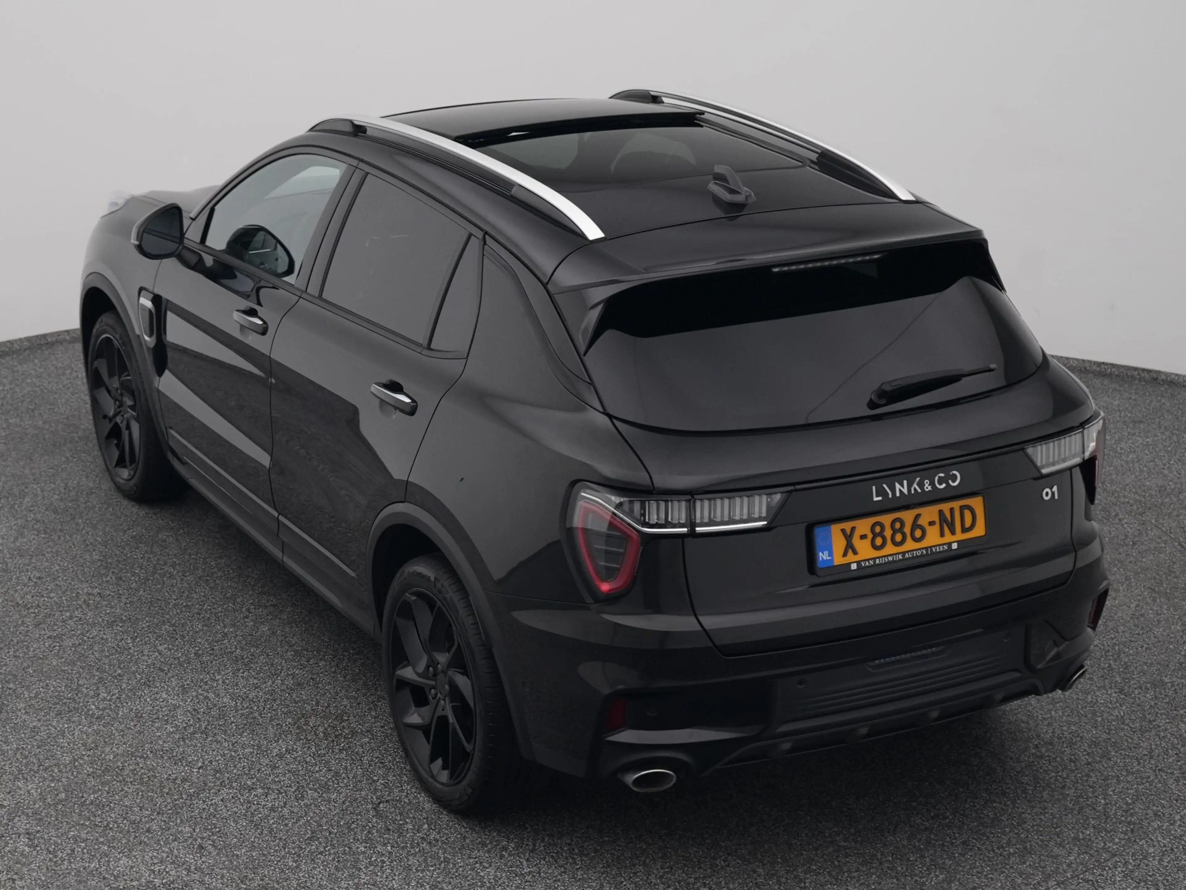 Lynk & Co 01 1.5 Plug-in Hybrid | 360° | BLACK | ZWARTE HEMEL | — photo 25