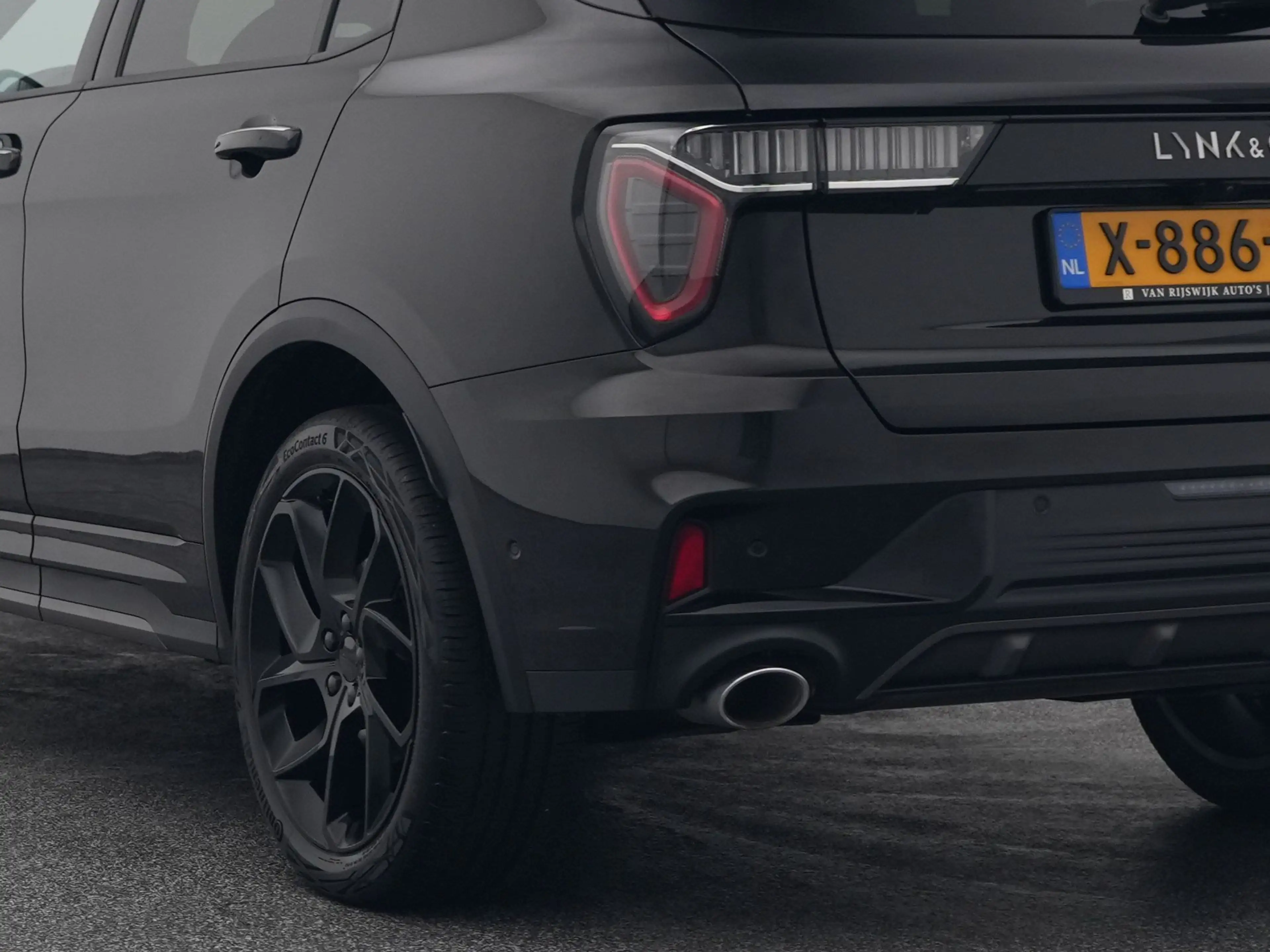 Lynk & Co 01 1.5 Plug-in Hybrid | 360° | BLACK | ZWARTE HEMEL | — photo 18