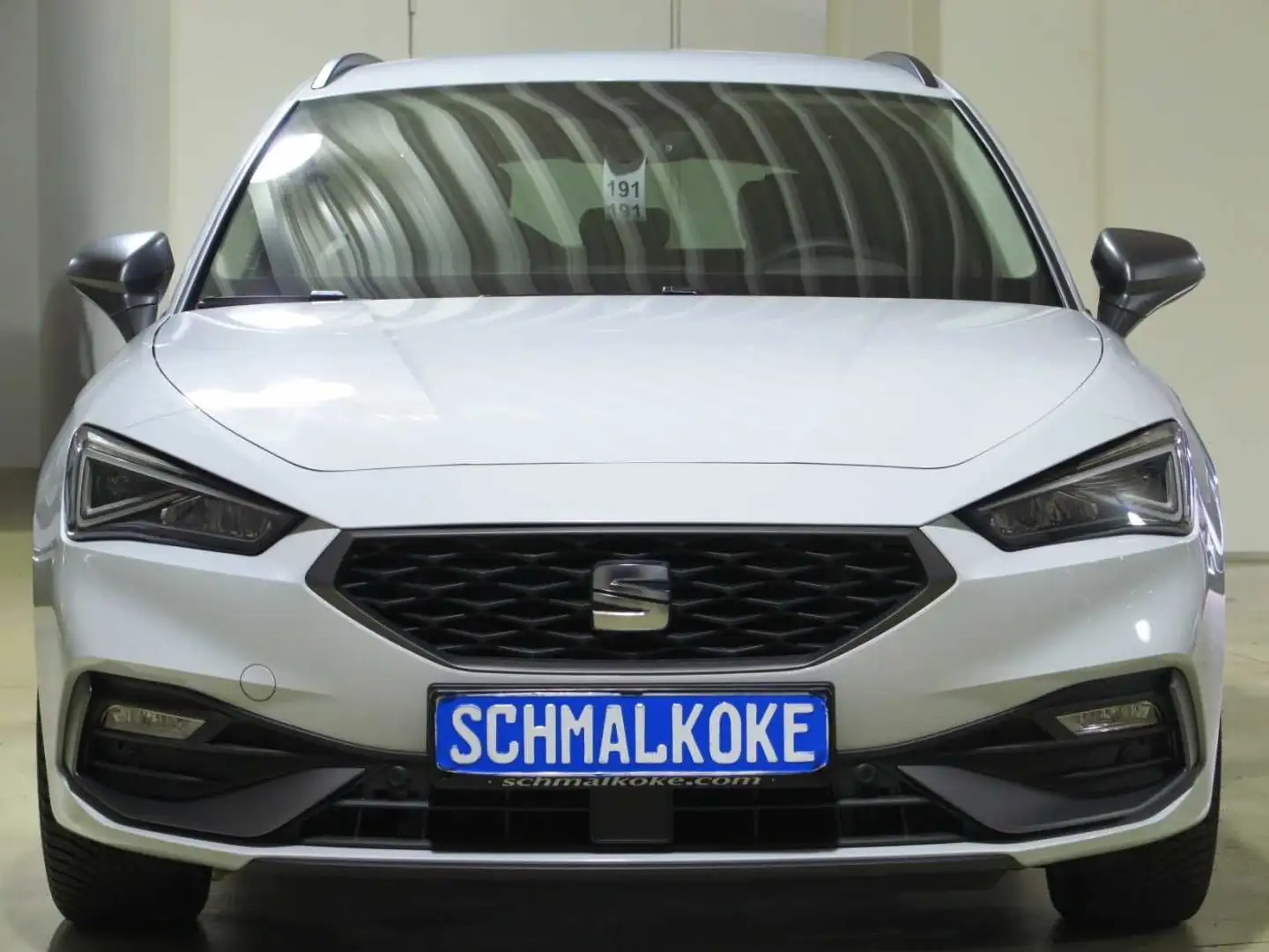 SEAT Leon Sportstourer 2.0 TDI SCR DSG7 FR Navi DAB Weiß - 1
