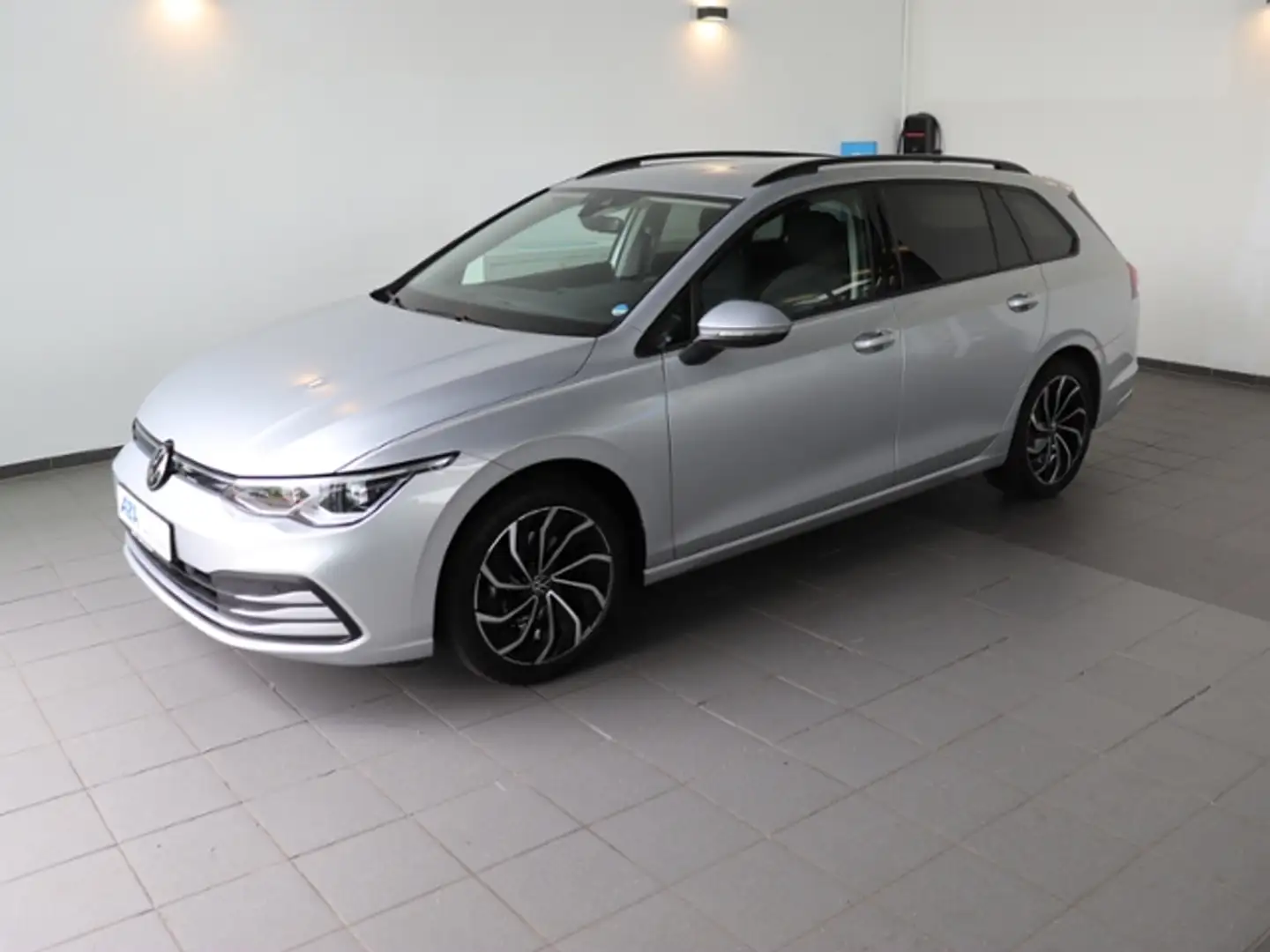 Volkswagen Golf Variant VIII Variant Life 1.5 TSI*AHK*Multil*AppConn*Radi Silber - 2