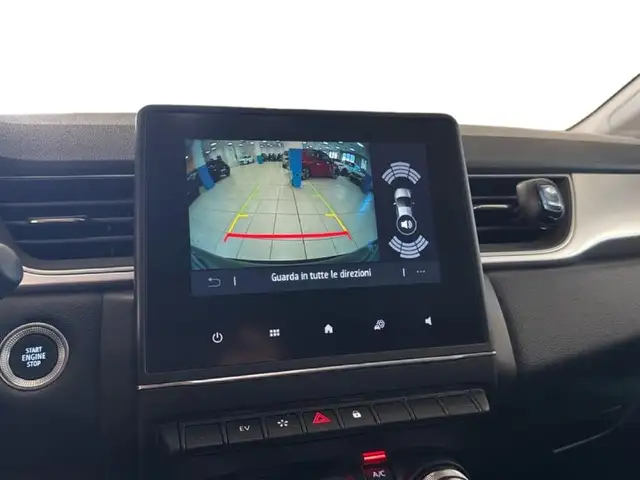 Renault Captur view 9