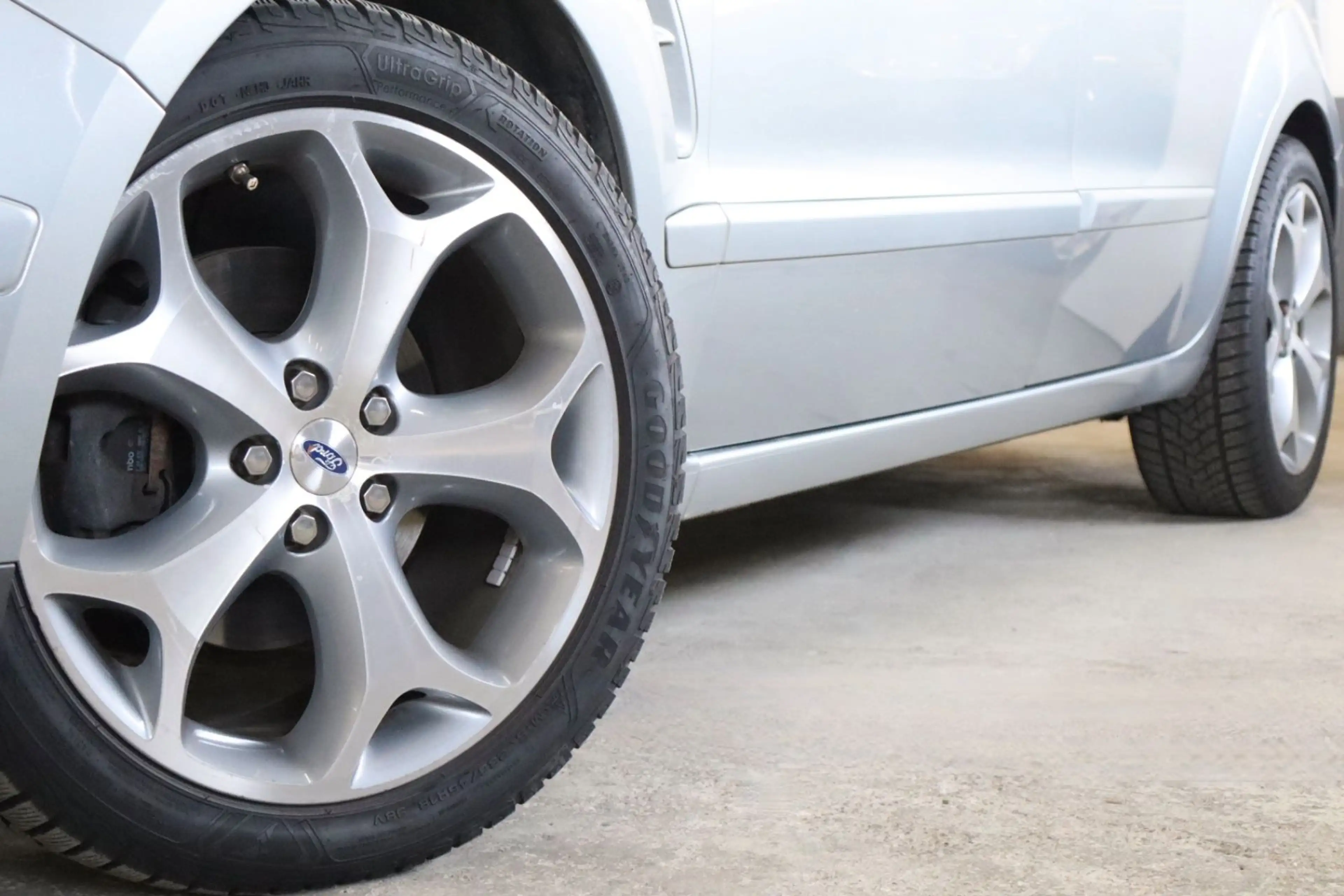 Ford S-Max S-MAX Titanium*TÜV*PDC* — photo 3