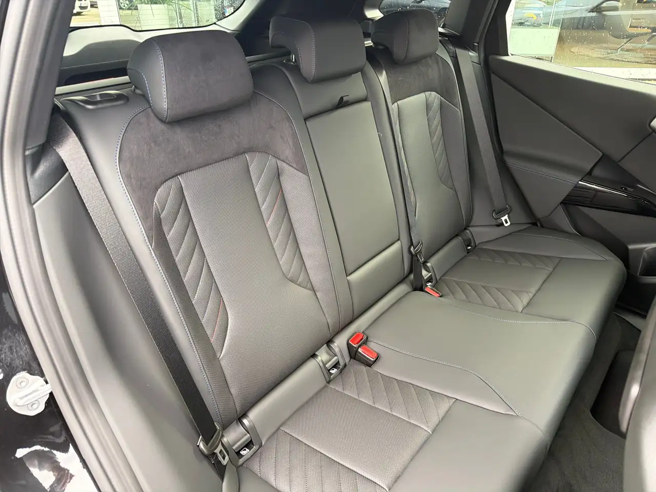 BMW X3 20d xDrive M Sportpaket HK HiFi DAB LED RFK 8