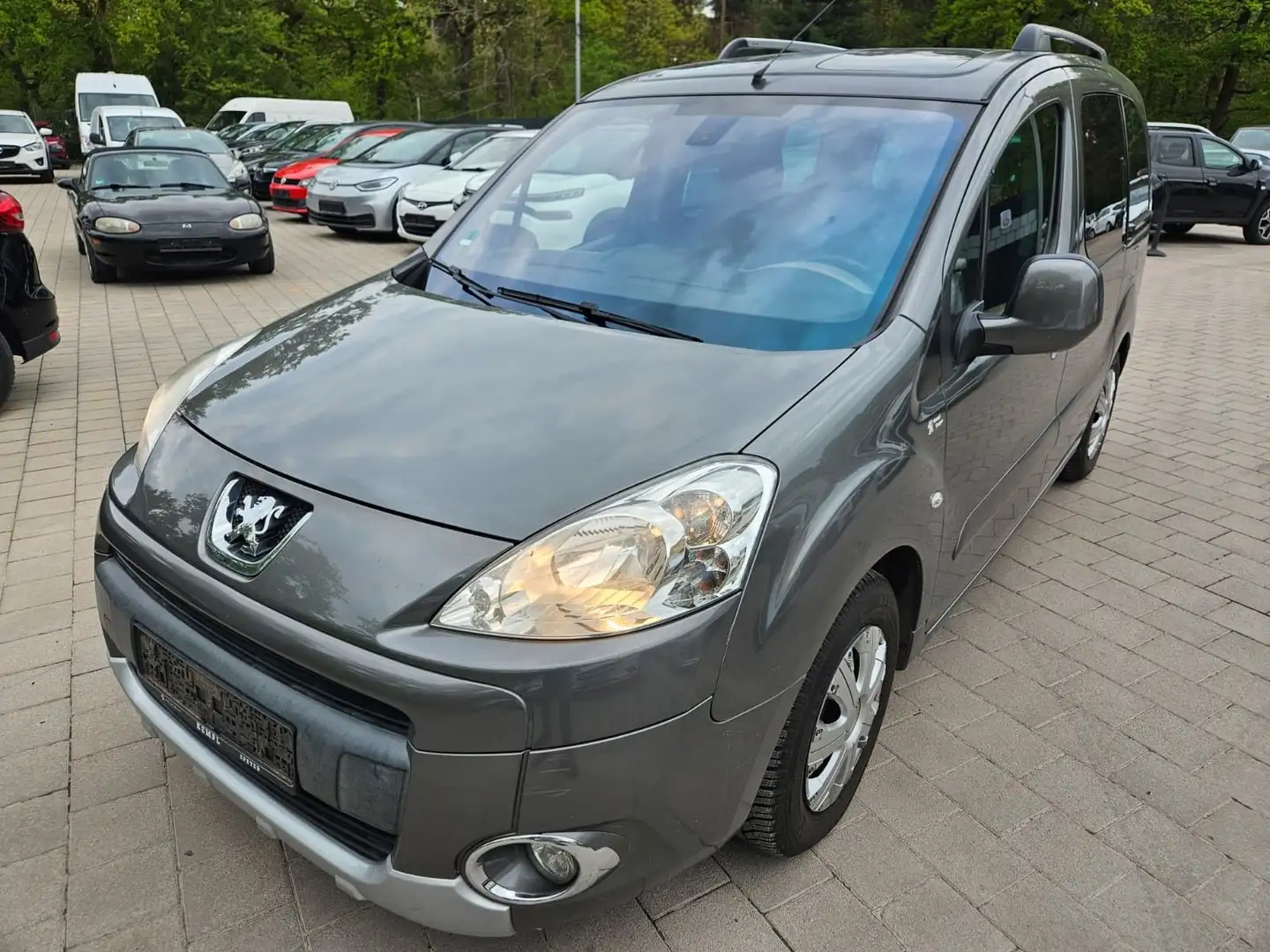Peugeot Partner Tepee Premium - 1