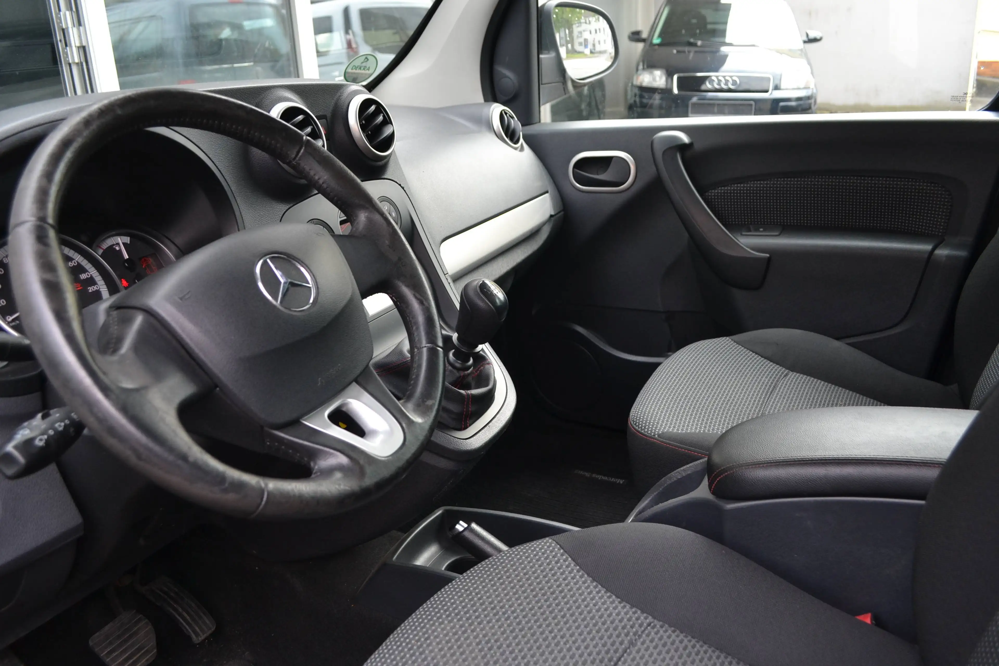 Mercedes-Benz Citan 111 CDI lang Tourer Edition OFF-ROAD*KAMERA*NAVIGA — photo 12