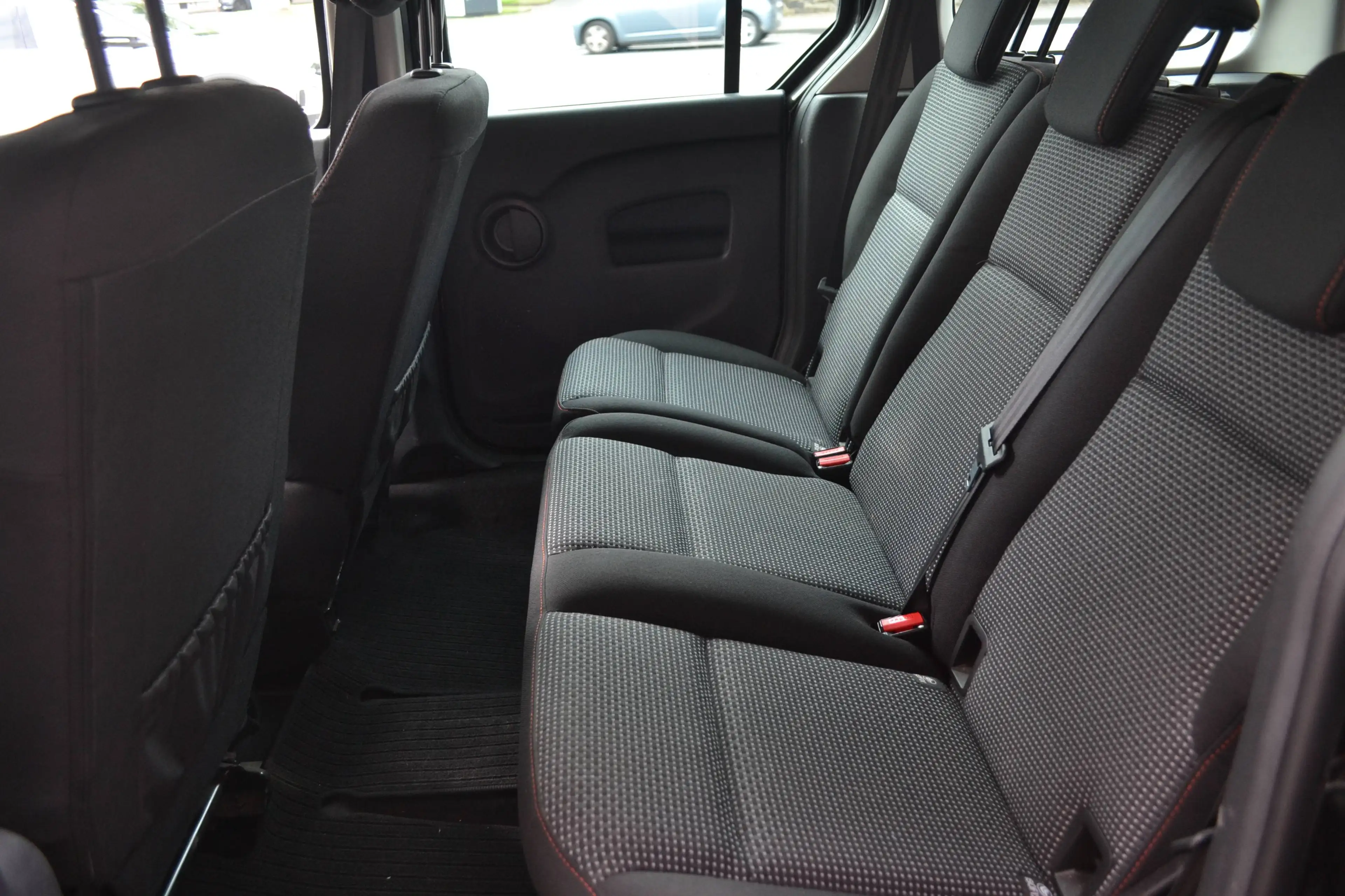 Mercedes-Benz Citan 111 CDI lang Tourer Edition OFF-ROAD*KAMERA*NAVIGA — photo 14