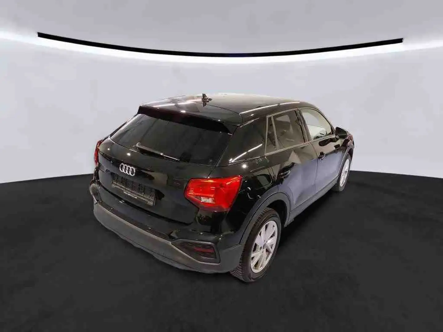 Audi Q2 35 TFSI 1.5TSI+110kW+4-Türig+S Tronic Fekete - 2