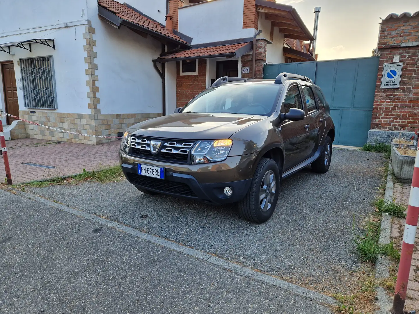 Dacia Duster 1.6 114CV "91.100 km" GPL madre, Bluetooth, USB Marrone - 1