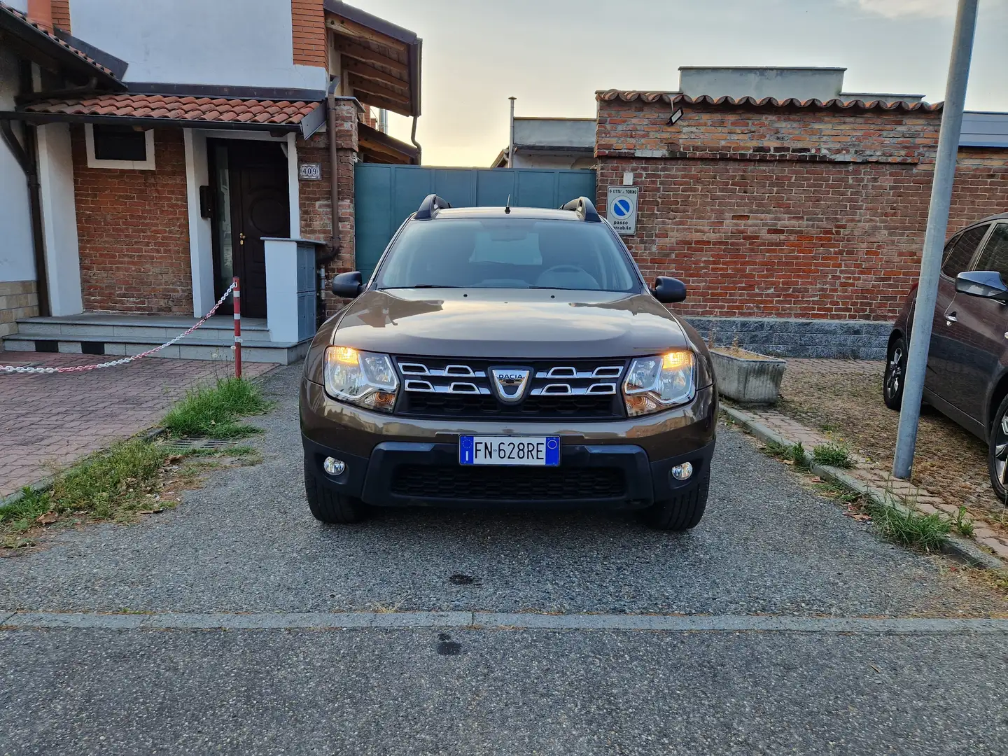 Dacia Duster 1.6 114CV "91.100 km" GPL madre, Bluetooth, USB Marrone - 2