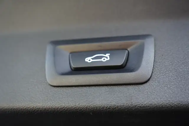 BMW X3 view 18
