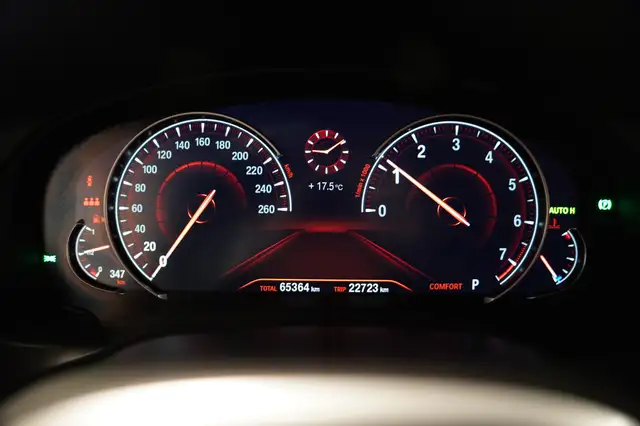 BMW X3 view 4