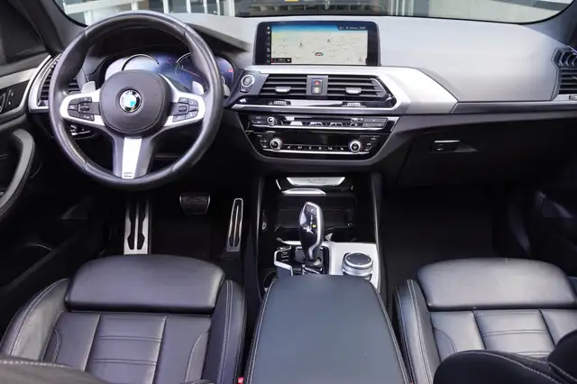 BMW X3 view 17
