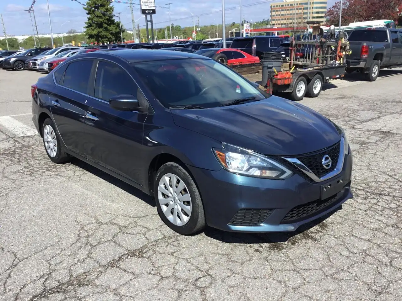 Nissan Sentra снимка Nissan Sentra