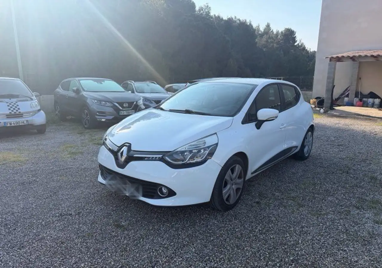Renault Clio 1.2 16v 75ch