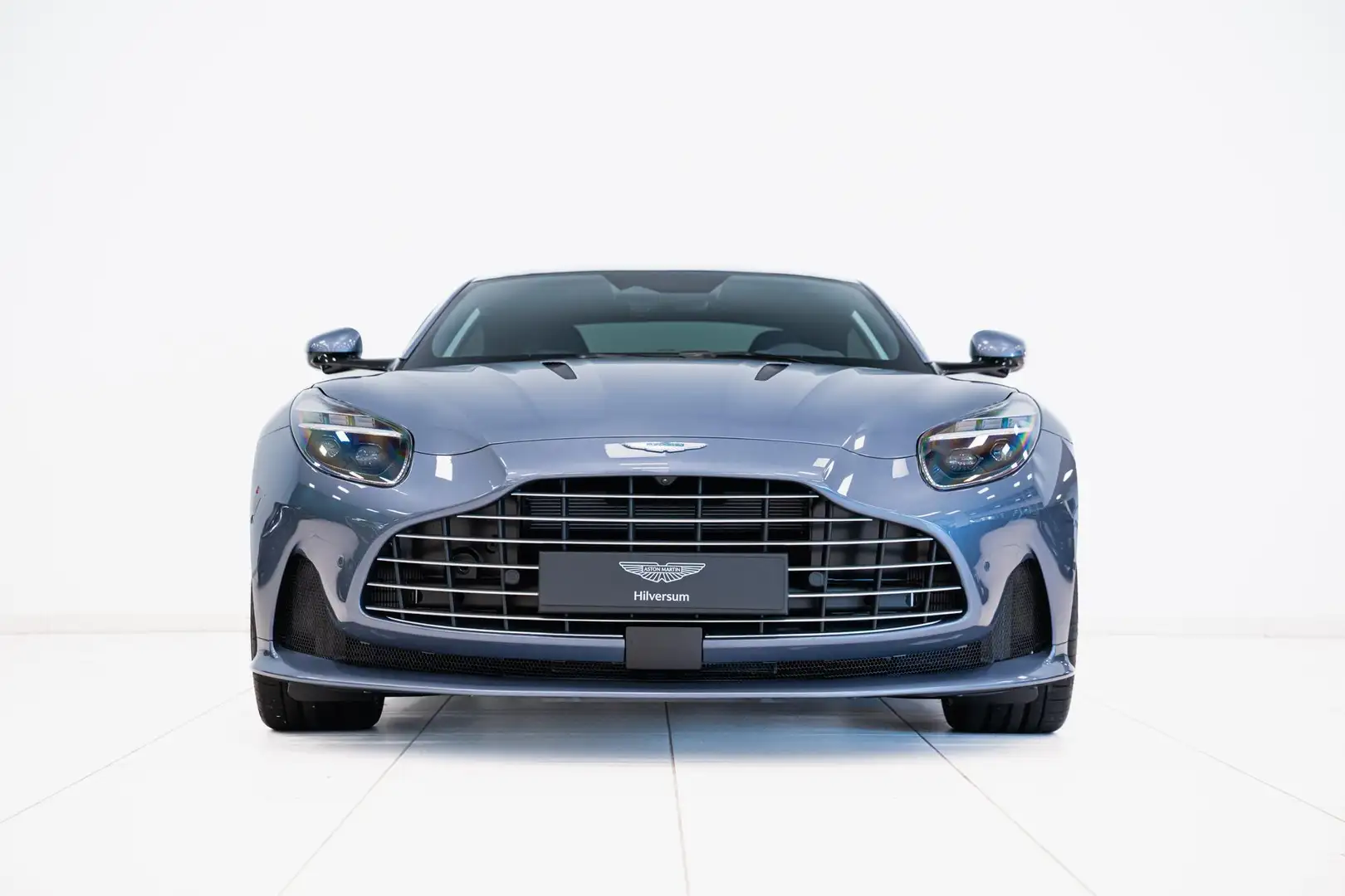 Aston Martin DB12 Coupe NEW 2025 Azul - 2