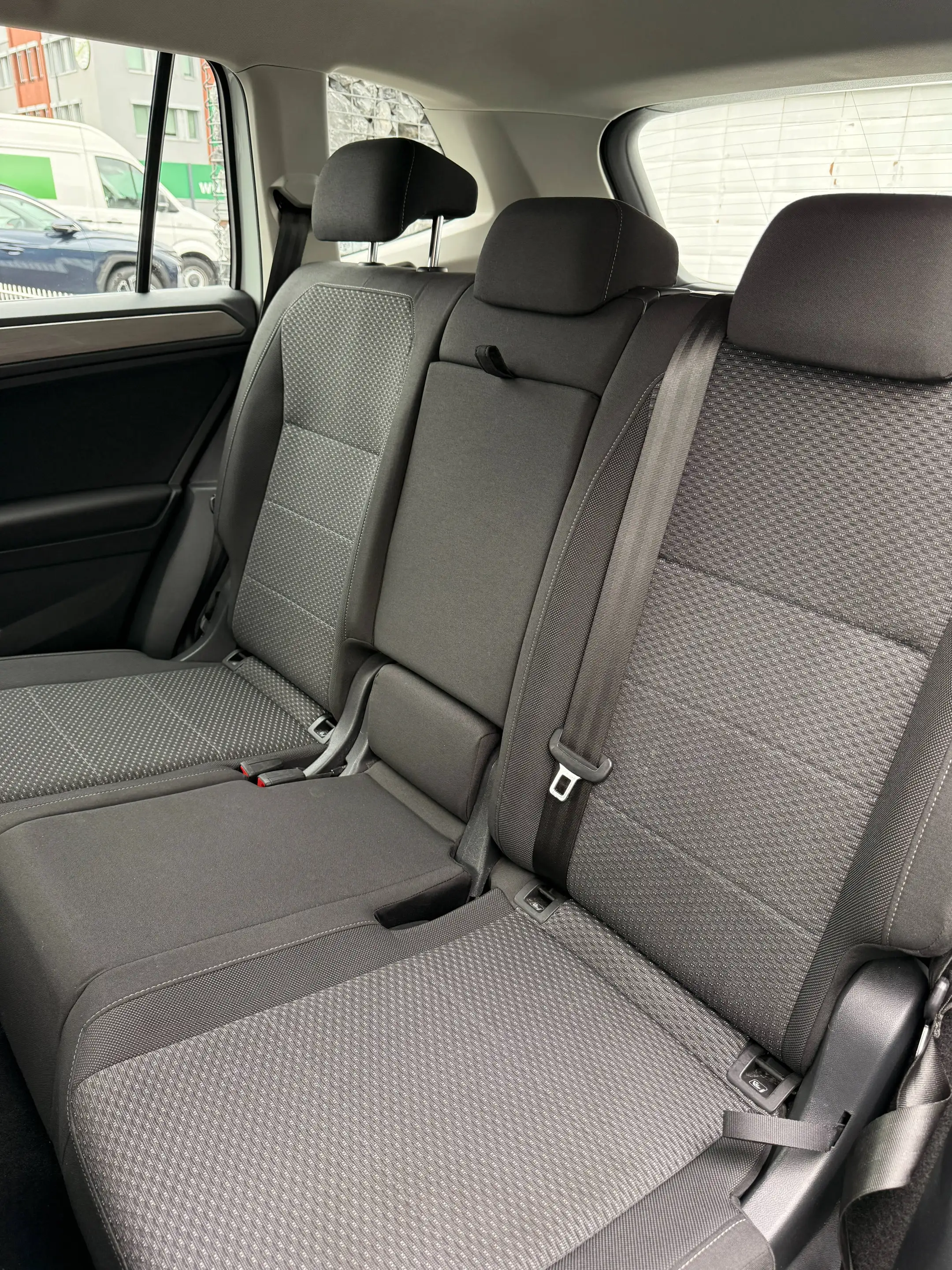 Volkswagen Tiguan Allspace Allspace 4Motion| TÜV & Service Neu| Finanz. ab 249€| Apple Car Play| Sitzheizung — photo 11