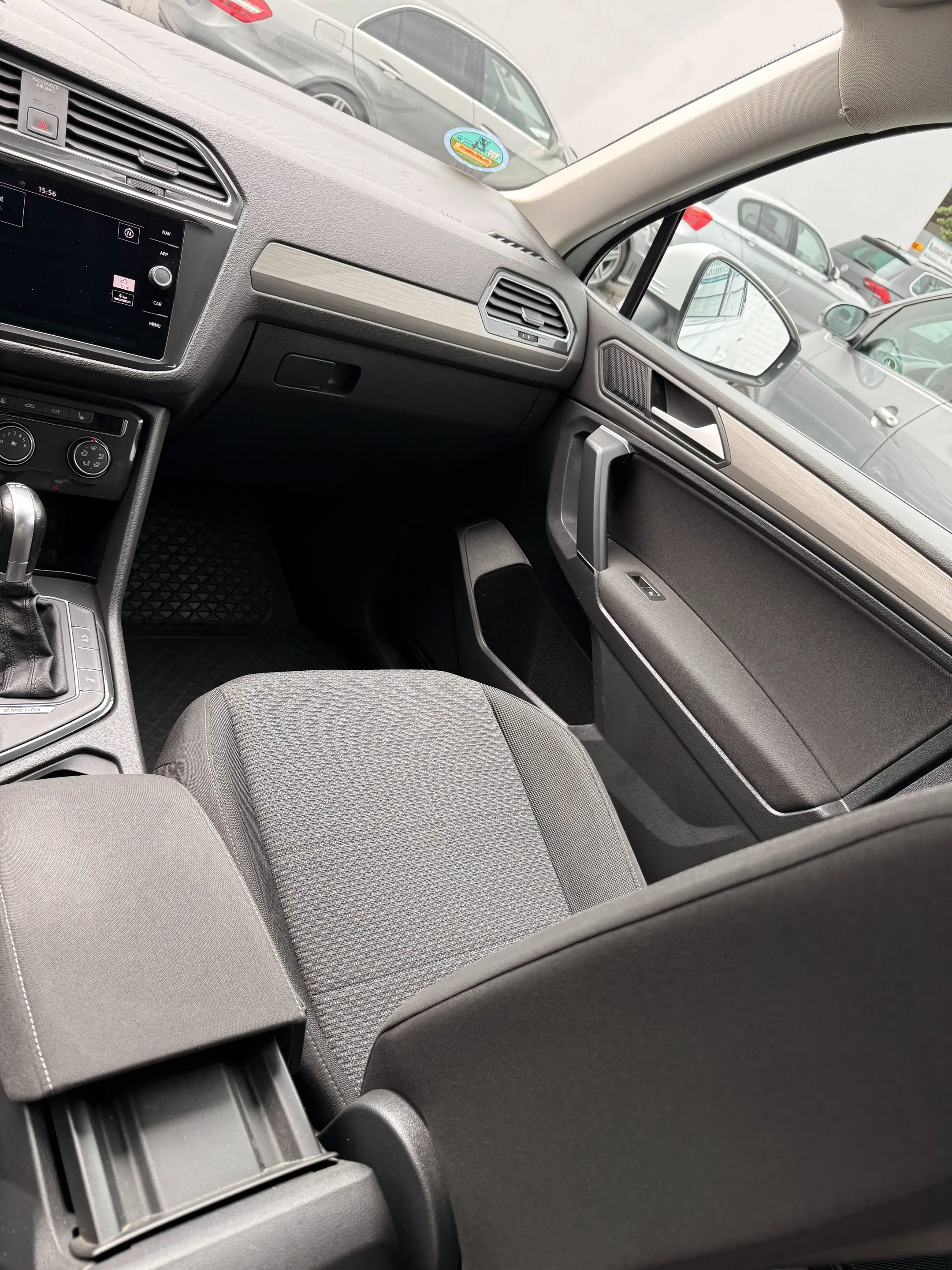 Volkswagen Tiguan Allspace Allspace 4Motion| TÜV & Service Neu| Finanz. ab 249€| Apple Car Play| Sitzheizung — photo 19