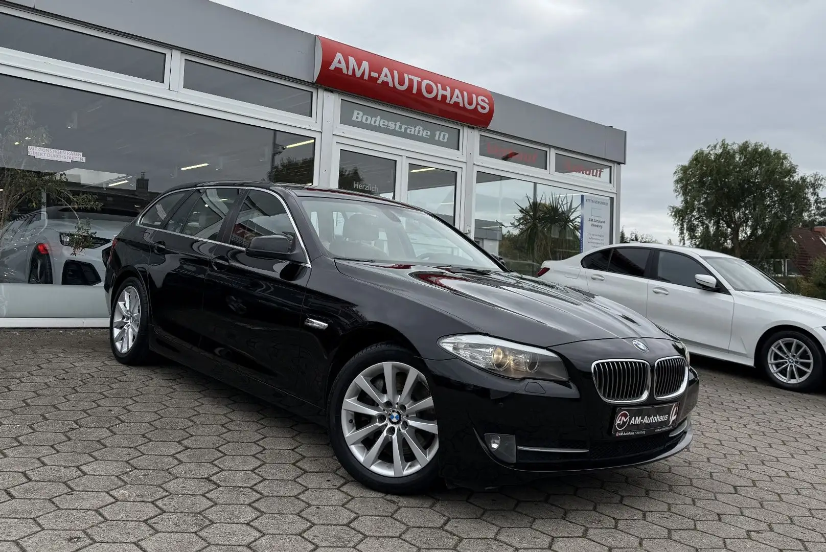 BMW 525 d Touring *Bi-Xenon*Leder*Navi*PDC*el.Sitze Noir - 1