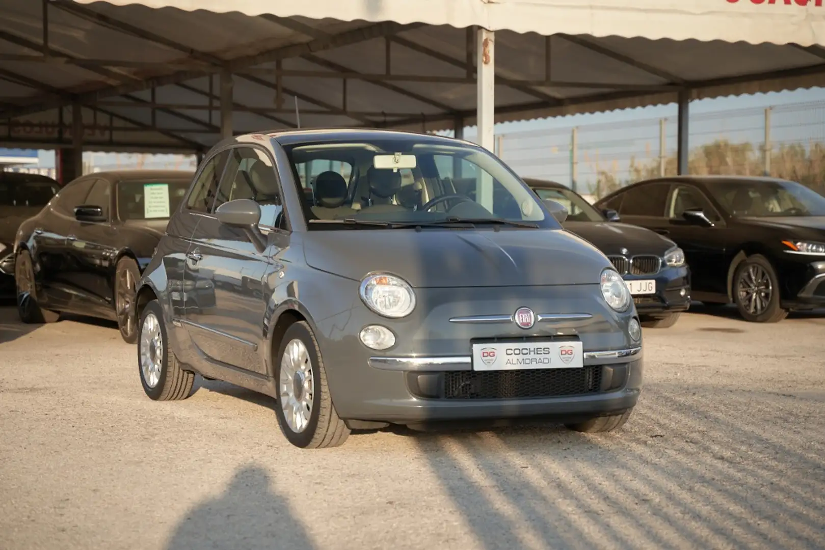 Fiat 500 Pequeño Manual de 3 Puertas Gris - 2