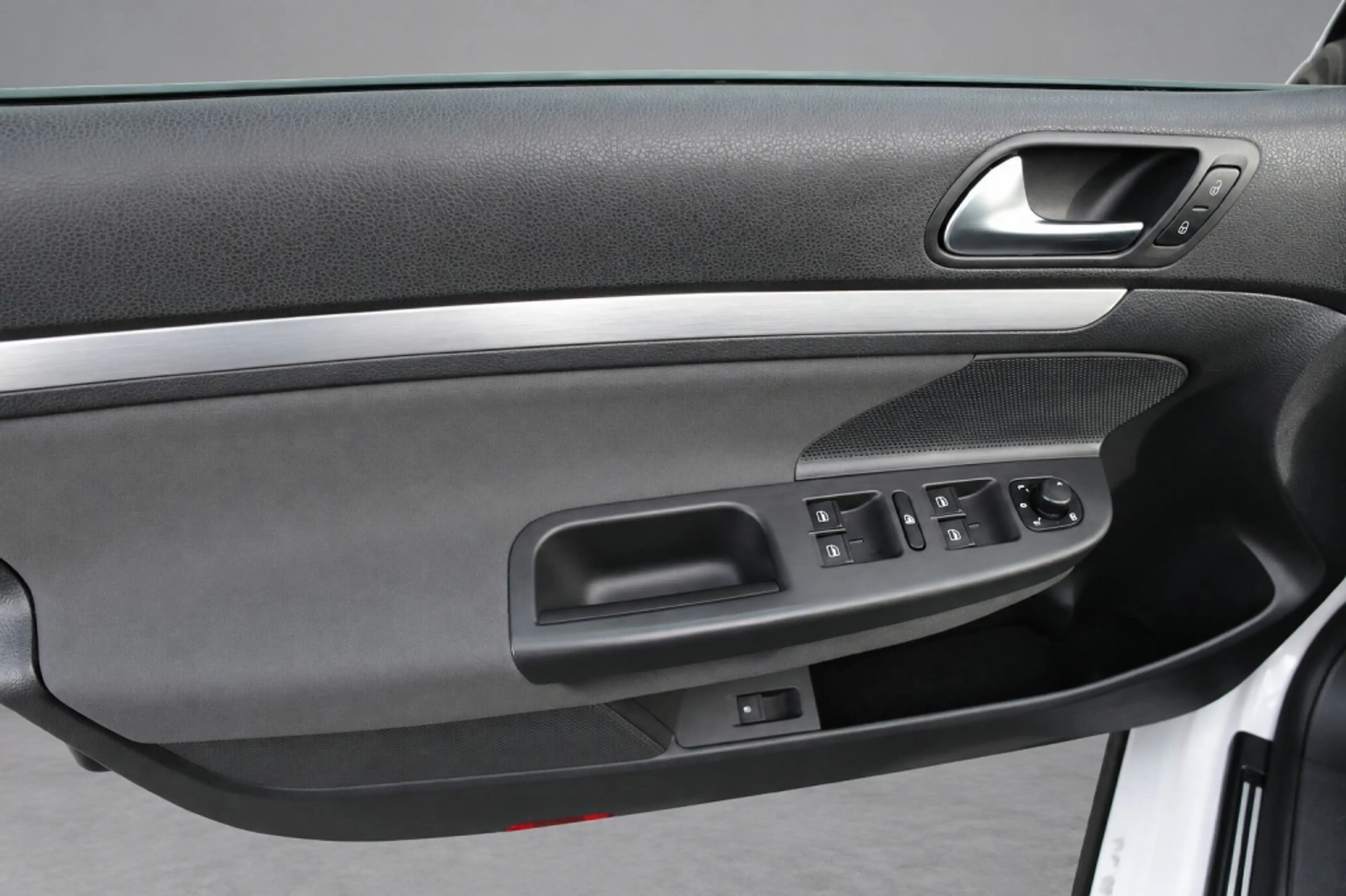 Volkswagen Golf GTI 2.0 TFSI — photo 12