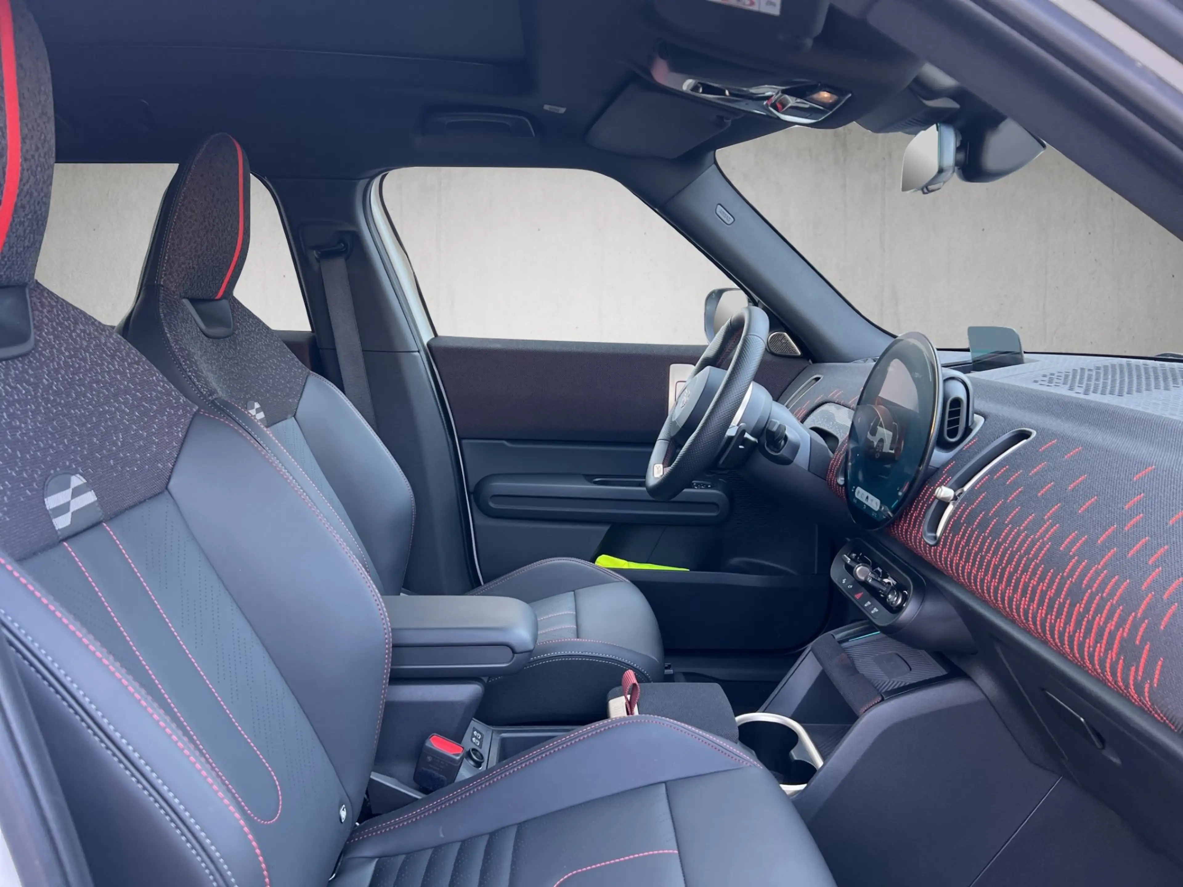 MINI Countryman C — photo 15