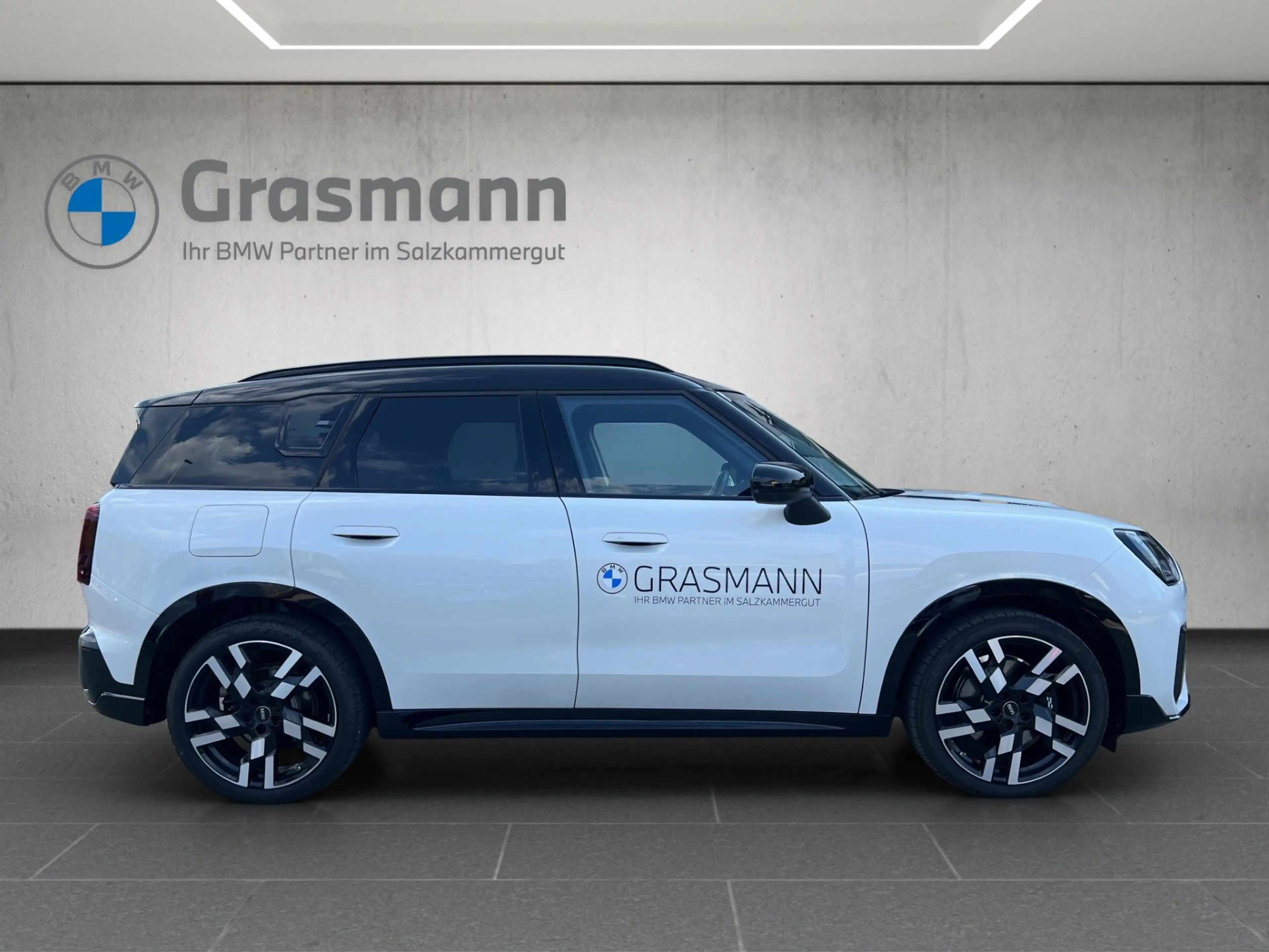 MINI Countryman C — photo 6