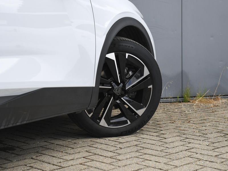 Peugeot 408 Allure 1.2 Hybrid 145pk Automaat ADAPT. CC | 19''L — photo 7