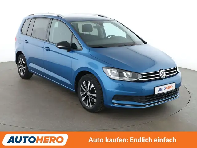 Volkswagen Touran view 8