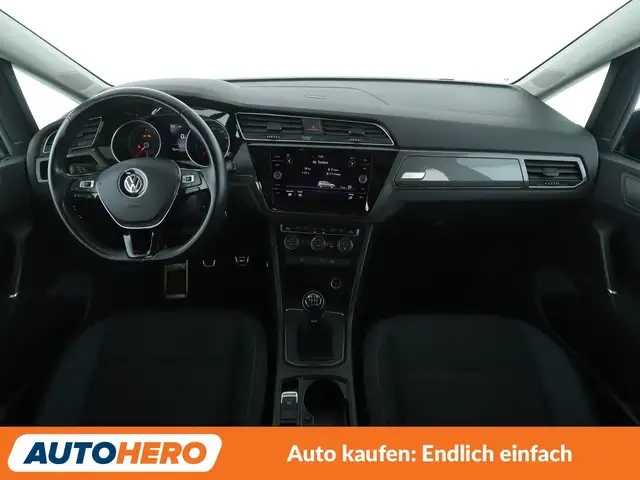 Volkswagen Touran view 12