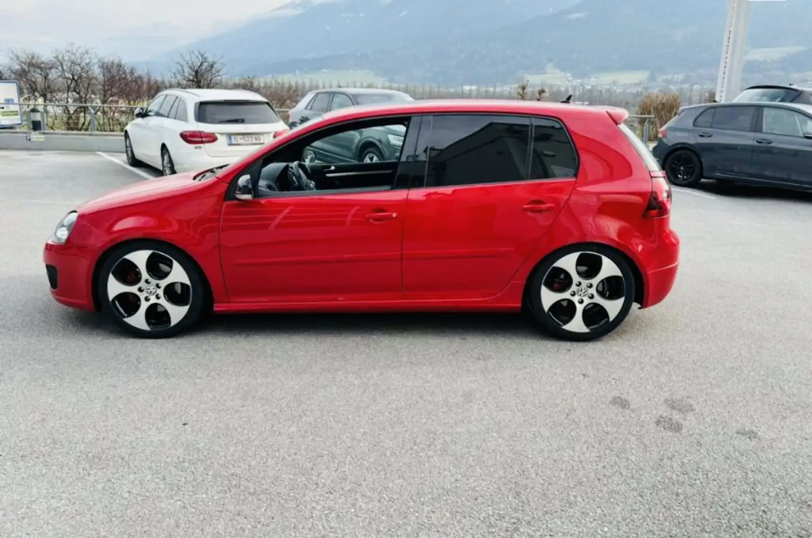 Volkswagen Golf GTI Golf 2,0 GTI GTI Rot - 2