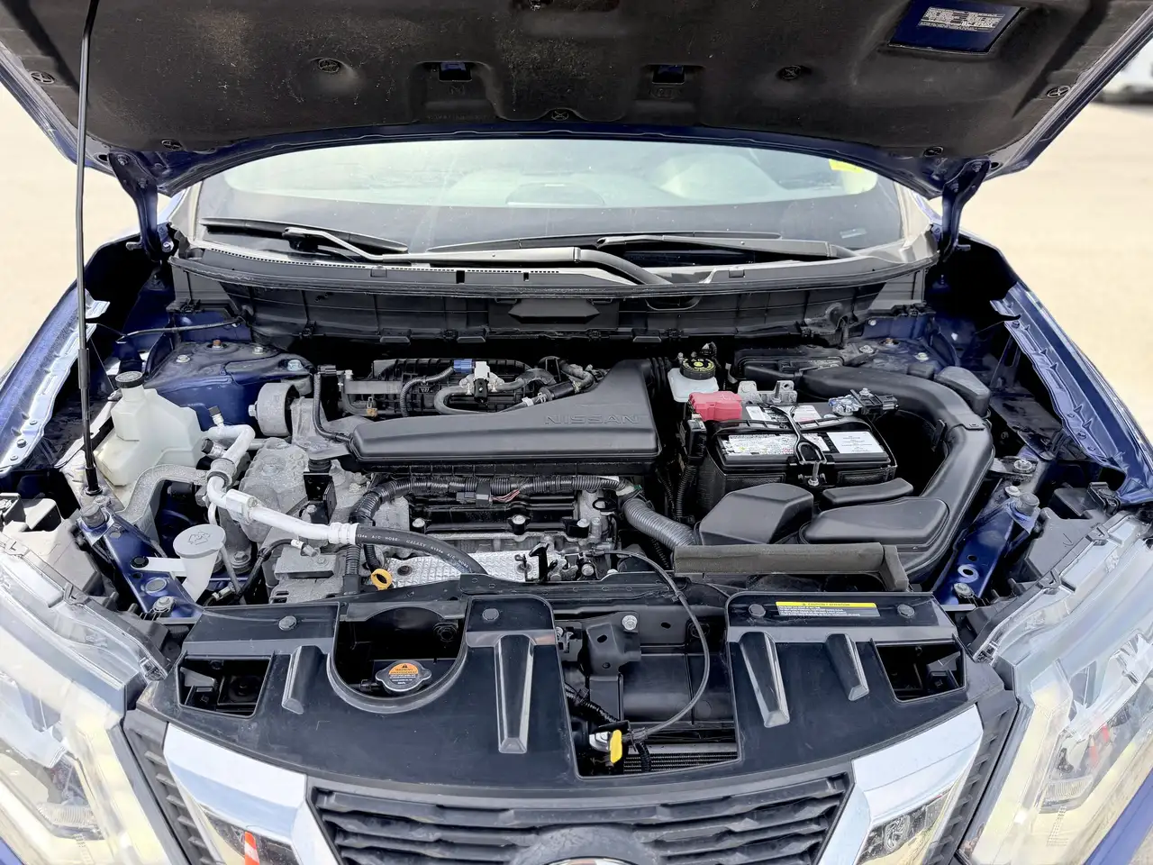 Nissan Rogue снимка Nissan Rogue
