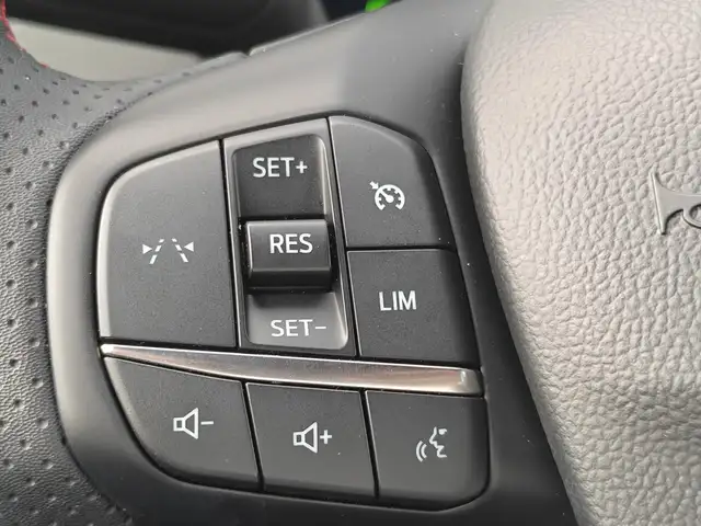 Ford Kuga view 12
