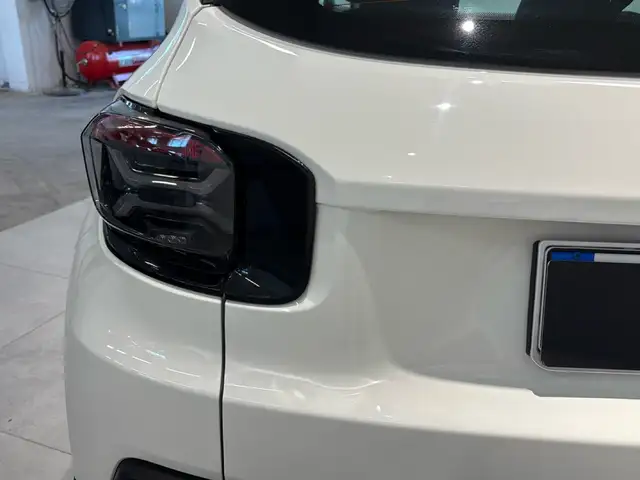 Jeep Avenger view 24