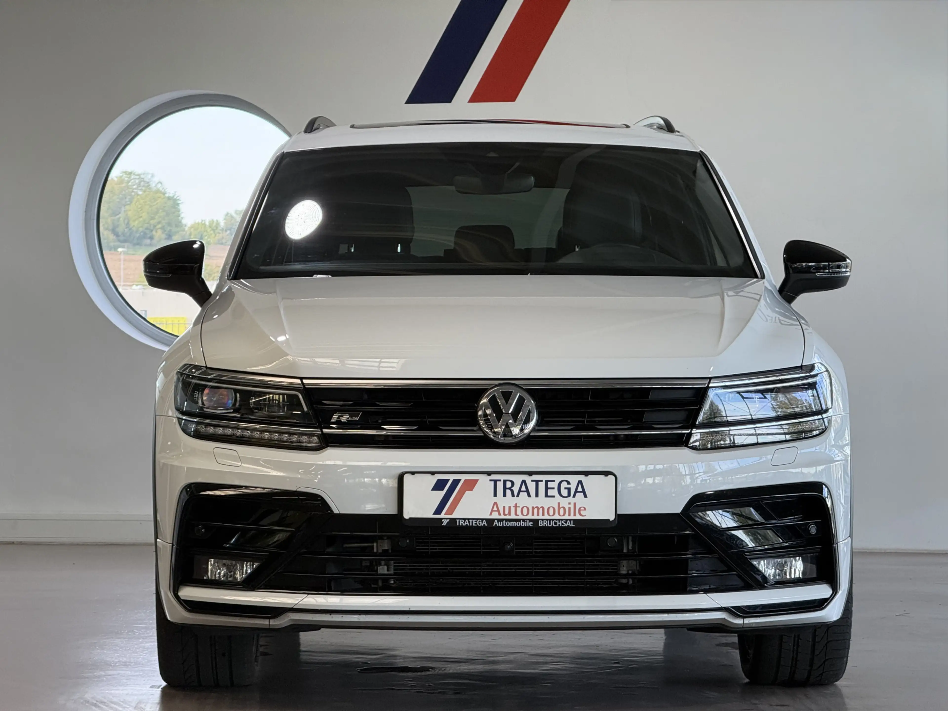 Volkswagen Tiguan Allspace Highline 4Motion R-Line AHK Pano — photo 2