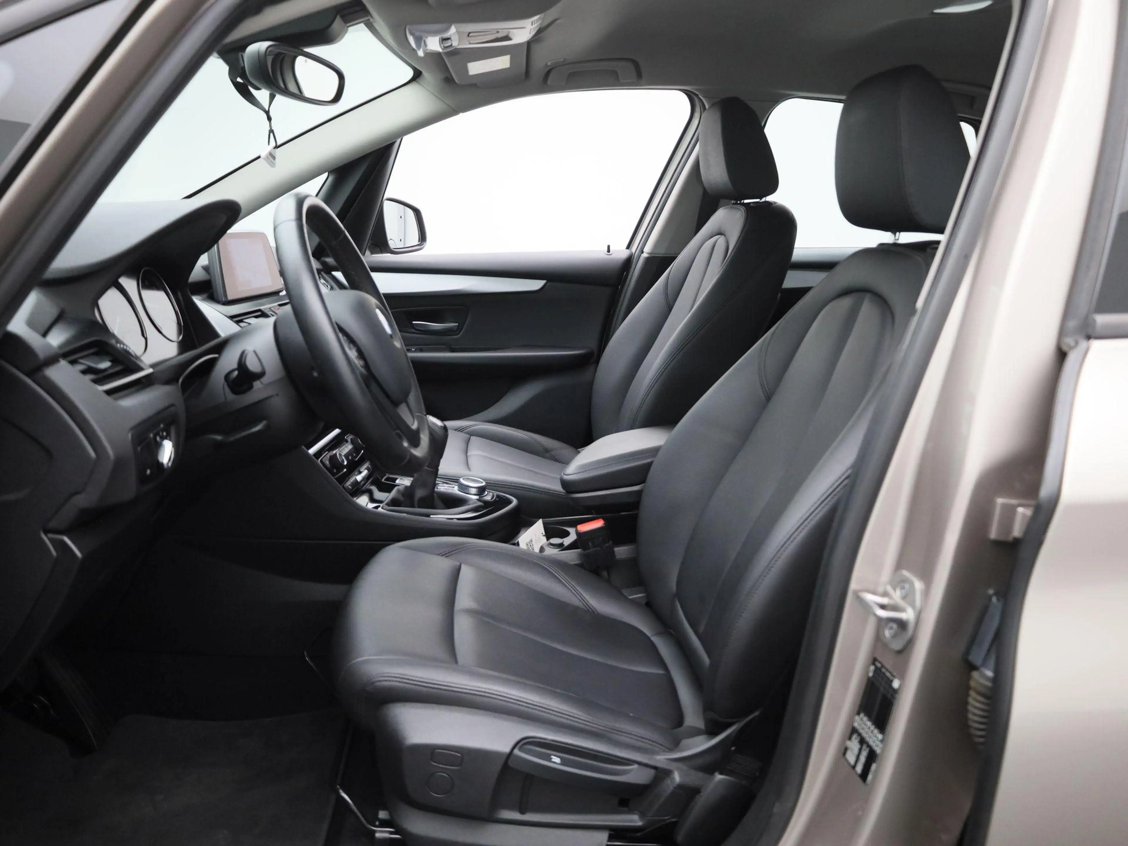 BMW 216 2 Reeks Active Tourer 216i (80kW) LED | LEDER + ze — photo 10