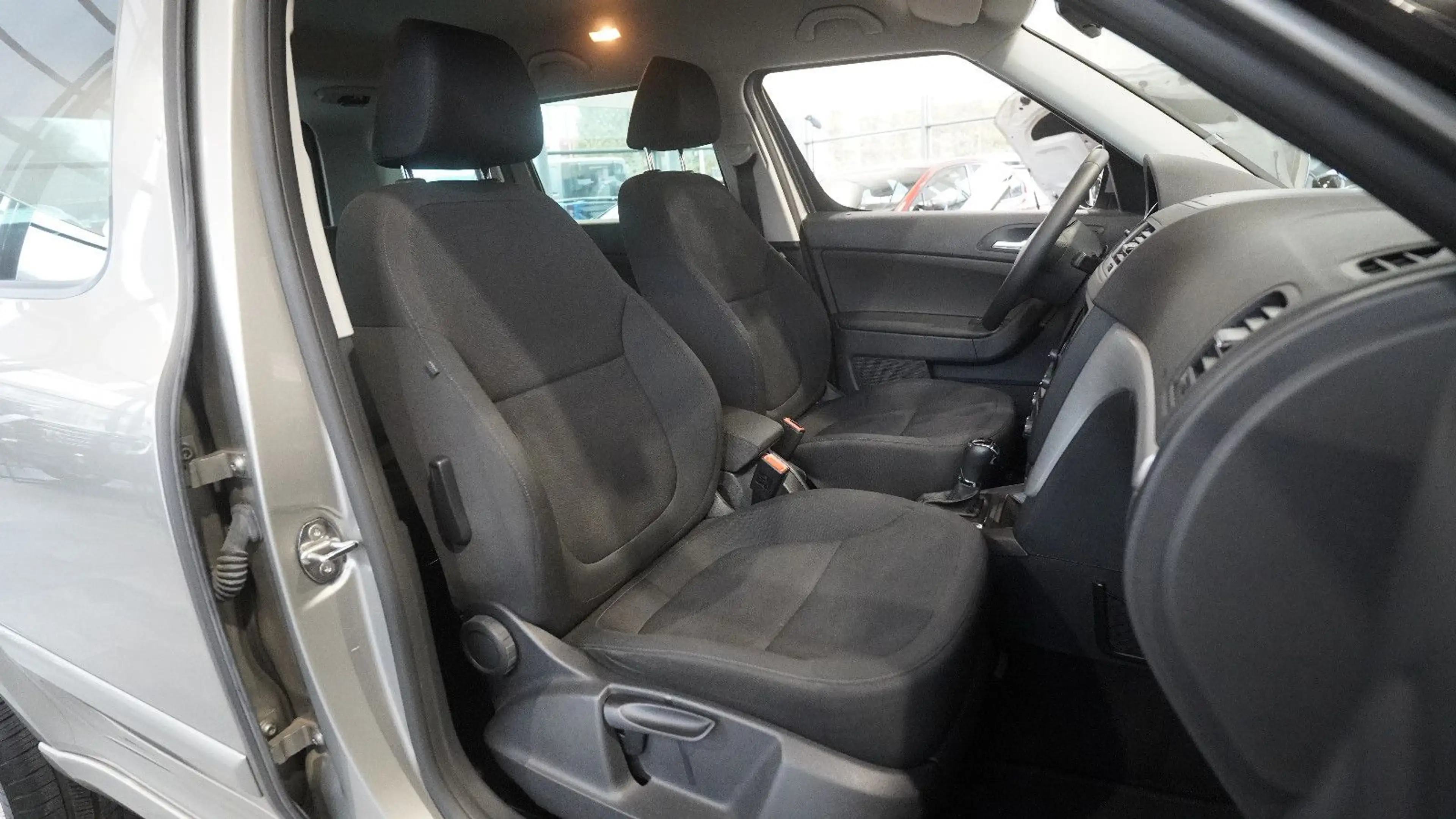 Skoda Yeti Ambition 4x4*AHK*SHZ* — photo 14