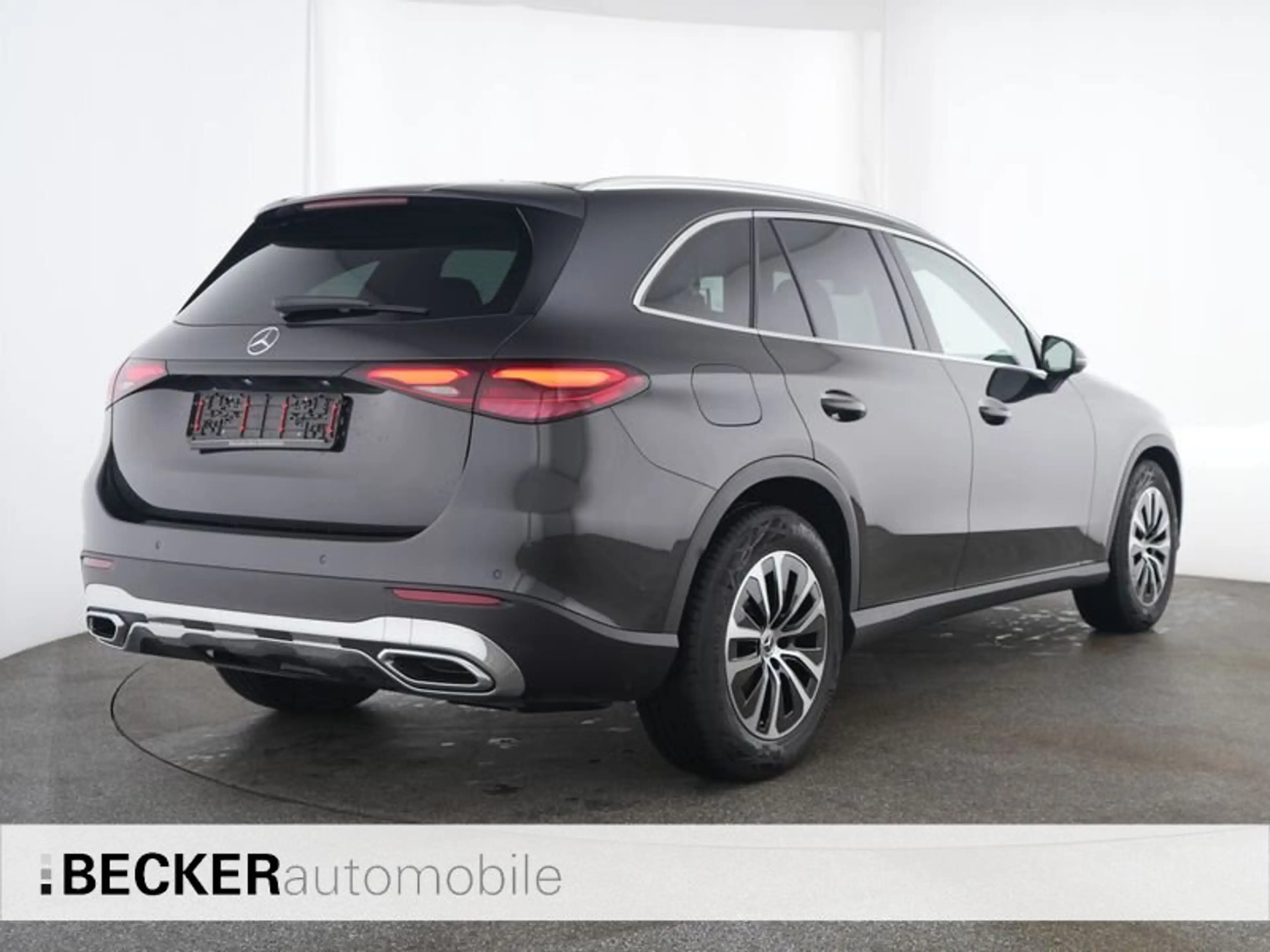 Mercedes-Benz GLC 220 GLC 220 d 4M AVANTGARDE ADV+ AHK DISTRO TOTWINKEL — photo 3