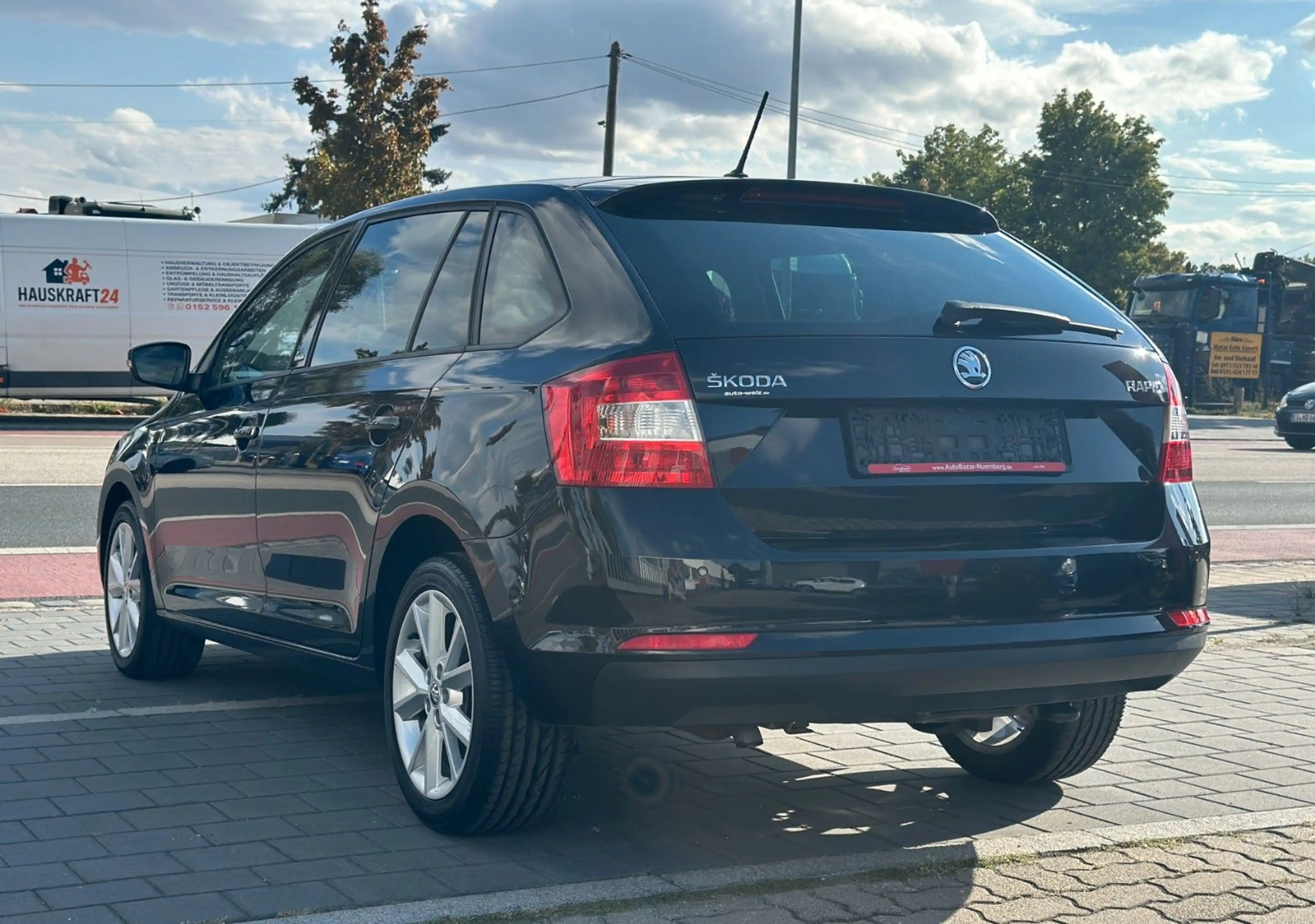 Skoda Rapid/Spaceback Spaceback Joy / 1. Hand / Scheckheft / PDC — photo 3