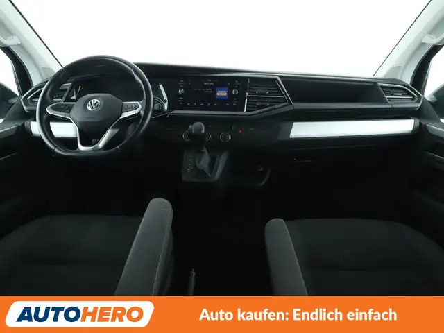 Volkswagen Multivan view 12